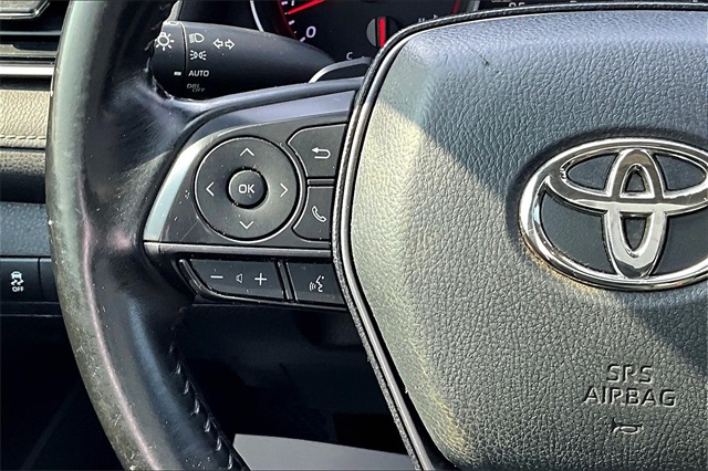 2022 Blue Toyota Camry XSE FWD Sedan