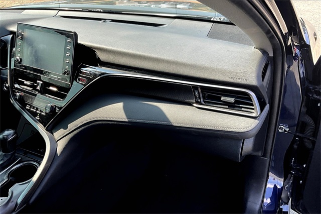 2022 Blue Toyota Camry XSE FWD Sedan