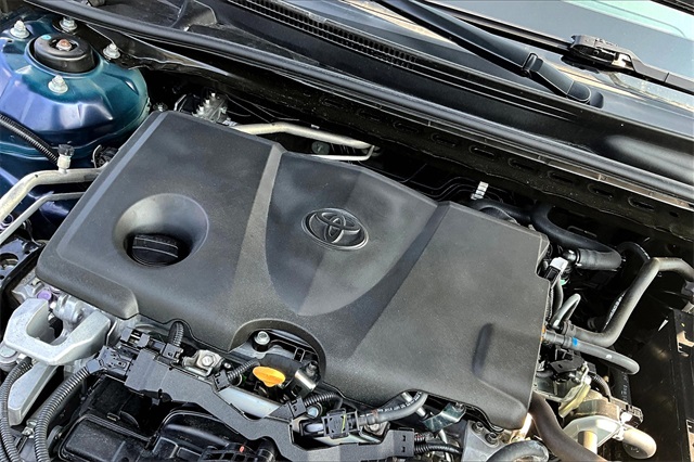 2022 Blue Toyota Camry XSE FWD Sedan