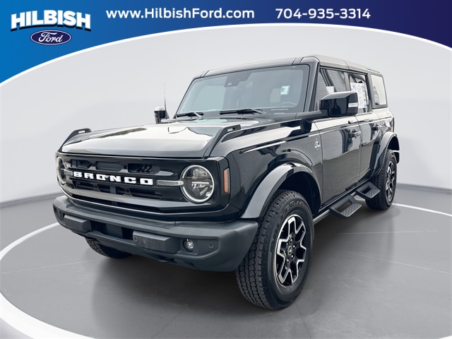 2023 Ford Bronco Outer Banks's photo