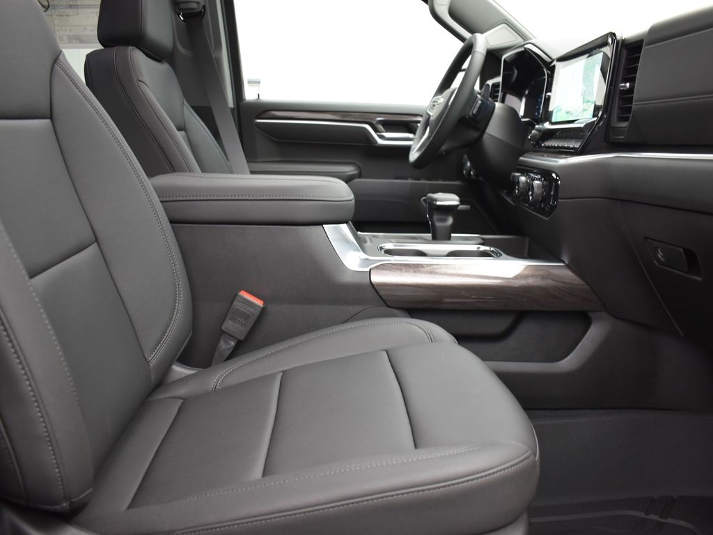 2025 Radiant Red Tintcoat Chevrolet Silverado 1500 LTZ 4X4 Truck