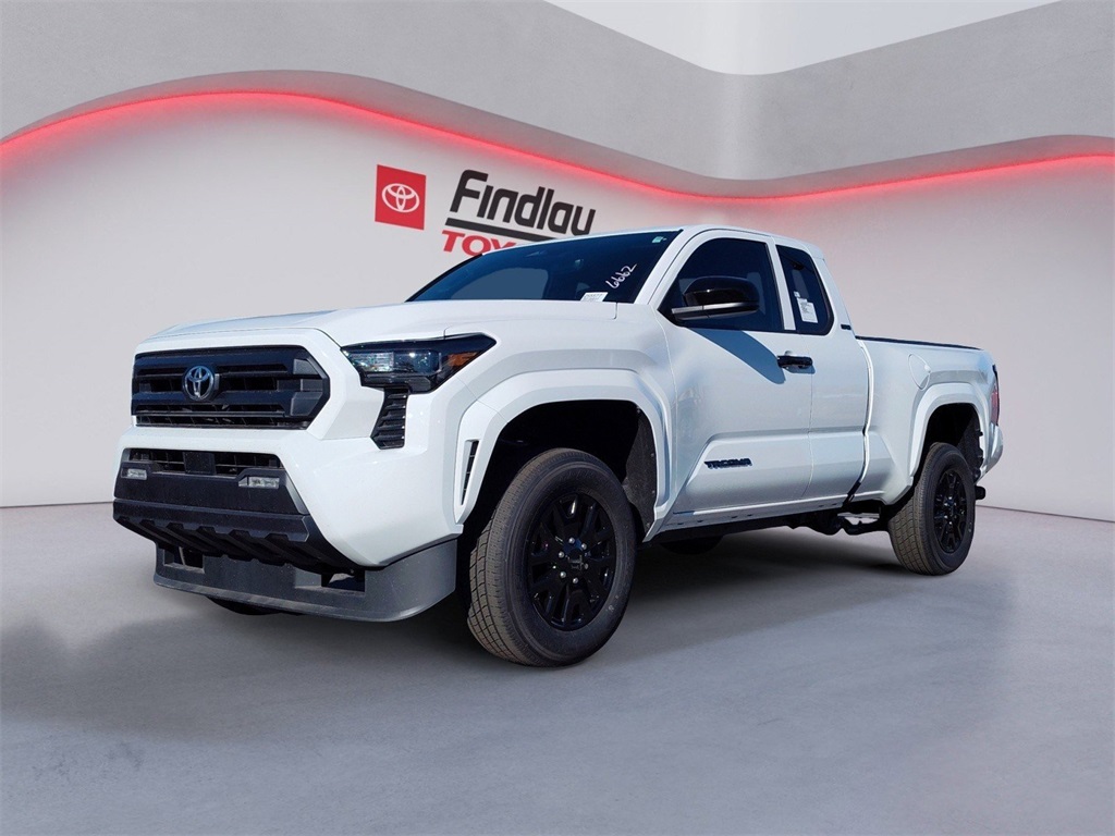 2025 Toyota Tacoma SR5's photo