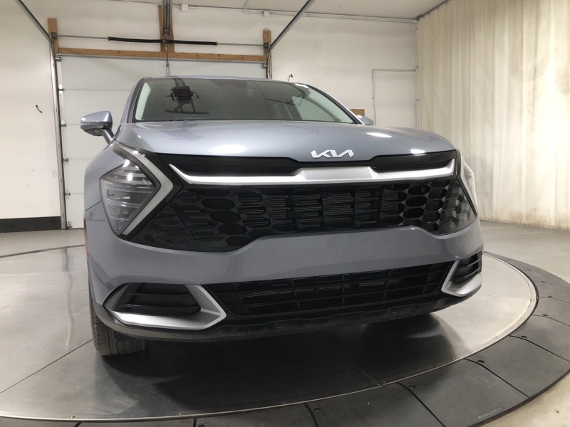 2025 Kia Sportage EX photo 2