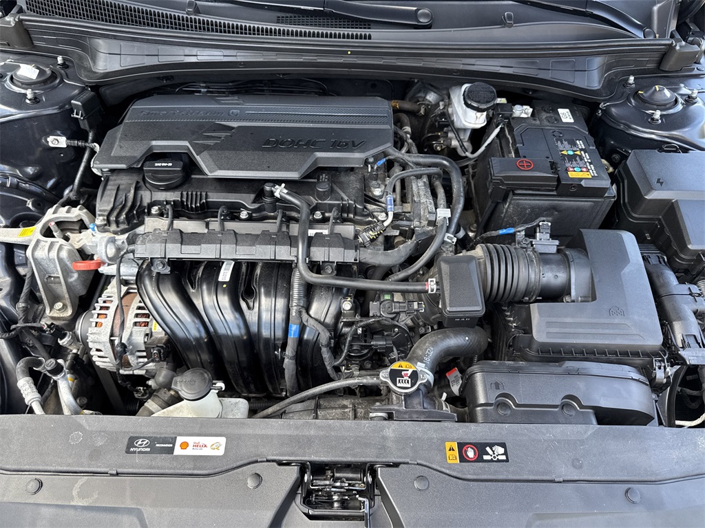 2022 Hyundai Elantra SEL Convenience photo 24