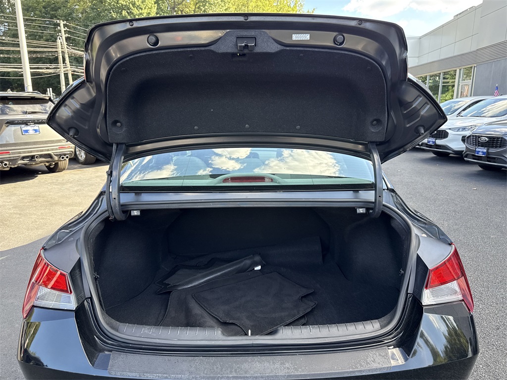 2022 Hyundai Elantra SEL Convenience photo 30