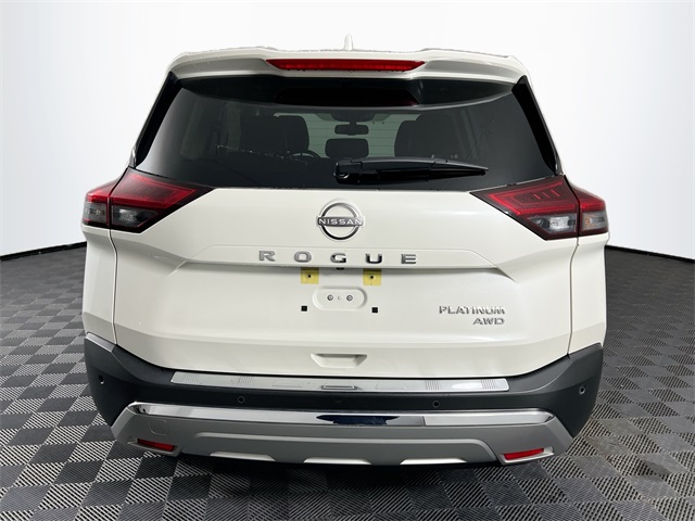 2022 Nissan Rogue Platinum photo 4
