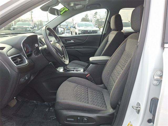 used 2023 Chevrolet Equinox car, priced at $21,950