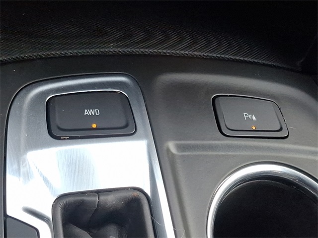 used 2023 Chevrolet Equinox car, priced at $21,950