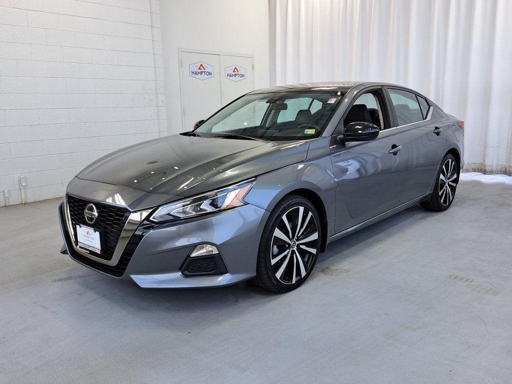 2021 Nissan Altima 2.5 SR Sedan 4 Dr. FWD 2