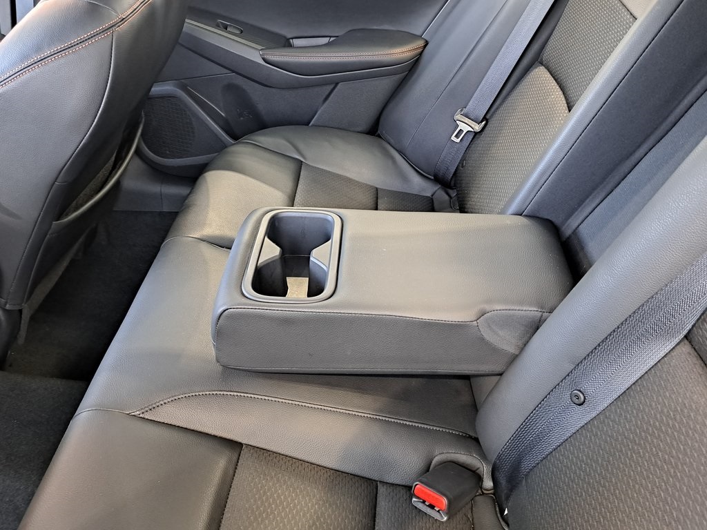 2021 Nissan Altima 2.5 SR Sedan 4 Dr. FWD 26