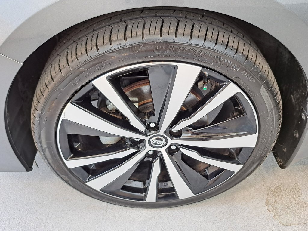 2021 Nissan Altima 2.5 SR Sedan 4 Dr. FWD 30