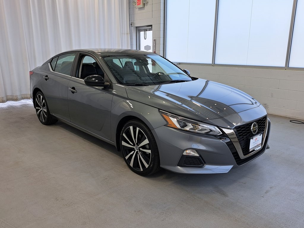 2021 Nissan Altima 2.5 SR Sedan 4 Dr. FWD 4