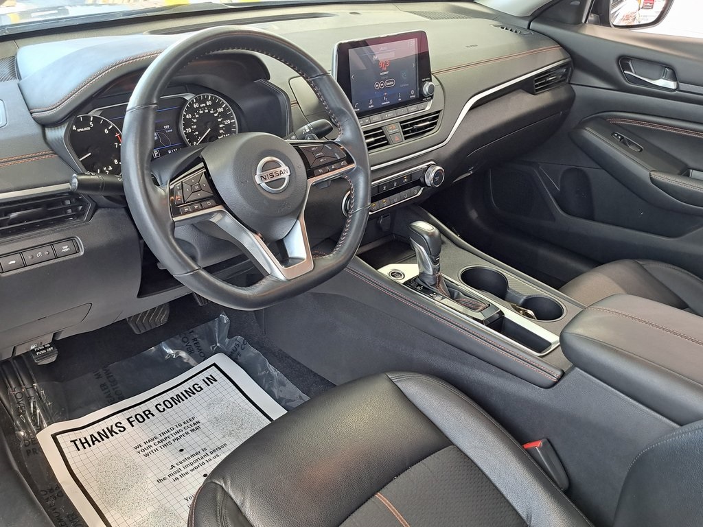2021 Nissan Altima 2.5 SR Sedan 4 Dr. FWD 8