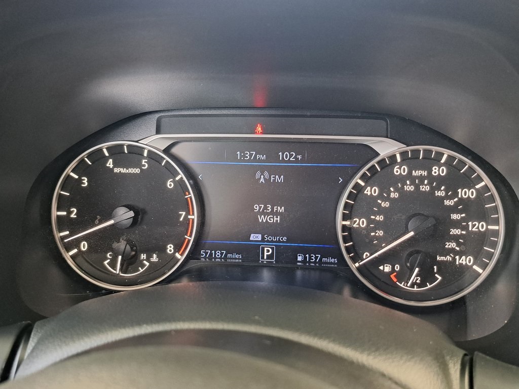 2021 Nissan Altima 2.5 SR Sedan 4 Dr. FWD 9