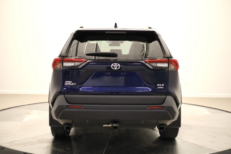 Used 2021 Toyota RAV4 SUV