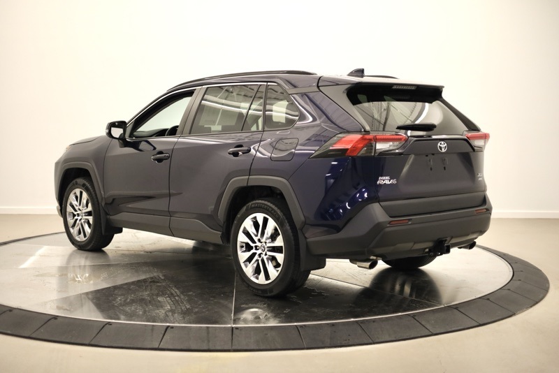 Used 2021 Toyota RAV4 SUV