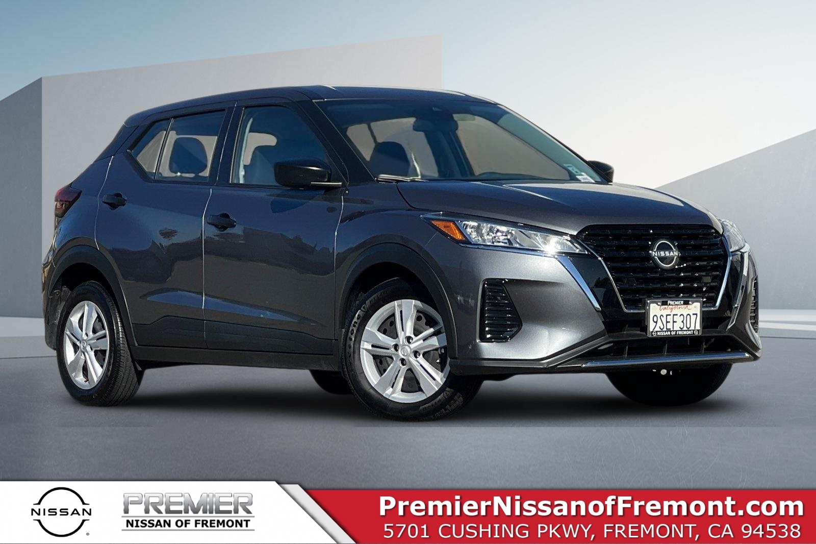 2024 Nissan Kicks S's photo