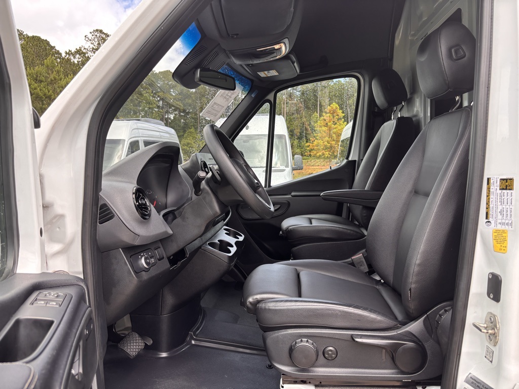 Used 2021 Mercedes-Benz Sprinter 2500 Standard Roof RWD Empty Cargo Van for sale #MV1602A - photo 18