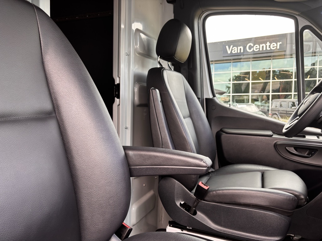 Used 2021 Mercedes-Benz Sprinter 2500 Standard Roof RWD Empty Cargo Van for sale #MV1602A - photo 36