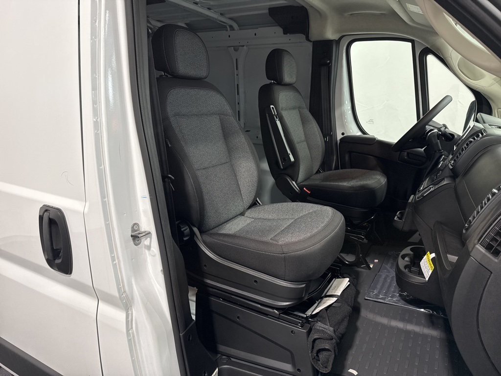 2025 Ram ProMaster 1500 photo 15