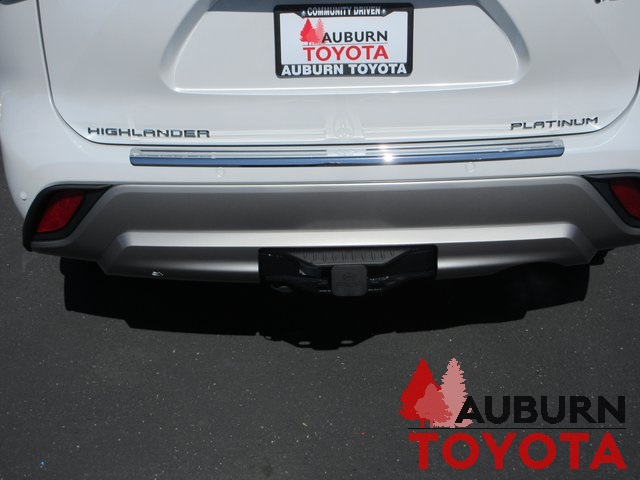 2025 Toyota Highlander Hybrid Platinum photo 4