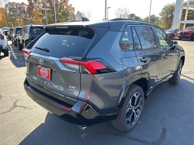 2025 Toyota RAV4 Hybrid XSE photo 4