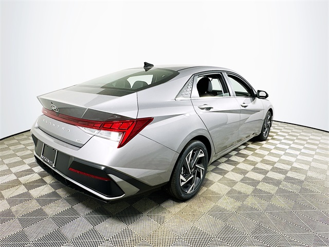 Elantra Hybrid Limited