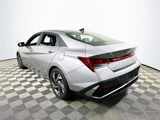 Elantra Hybrid Limited