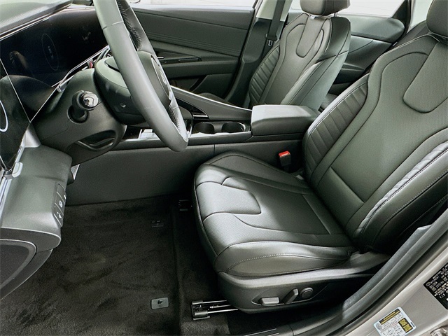 Elantra Hybrid Limited