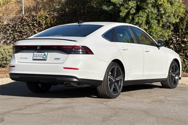 2025 Honda Accord Hybrid Sport photo 4