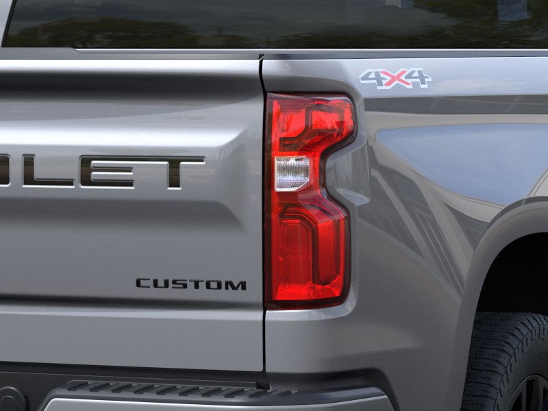 2025 Chevrolet Silverado 1500 Custom 4D Crew Cab 4WD 11