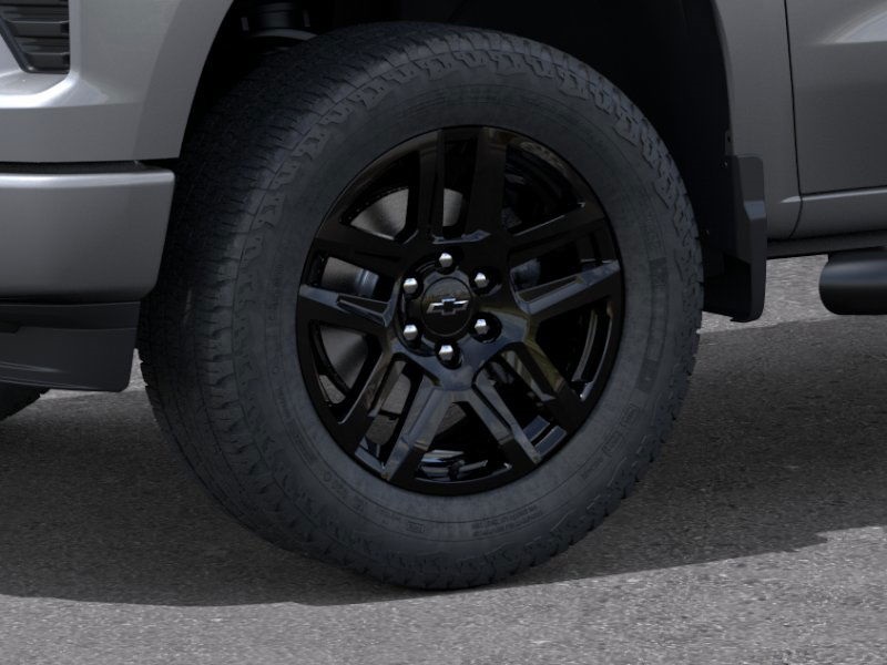 2025 Chevrolet Silverado 1500 Custom 4D Crew Cab 4WD 9