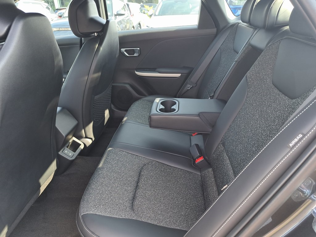 2025 Kia K4 GT-Line Sedan 4 Dr. FWD 13