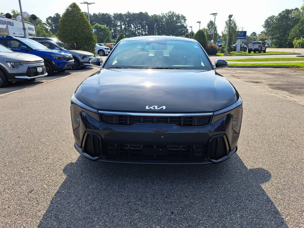 2025 Kia K4 GT-Line Sedan 4 Dr. FWD 3