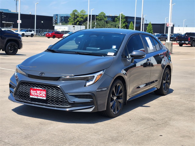 2024 Toyota Corolla SE photo 2
