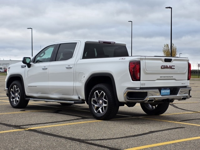 2022 GMC Sierra 1500 SLT