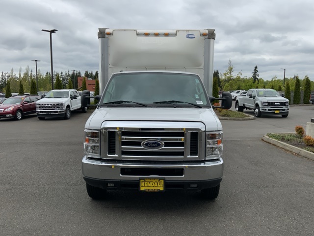 Used 2018 White Ford Base image 2