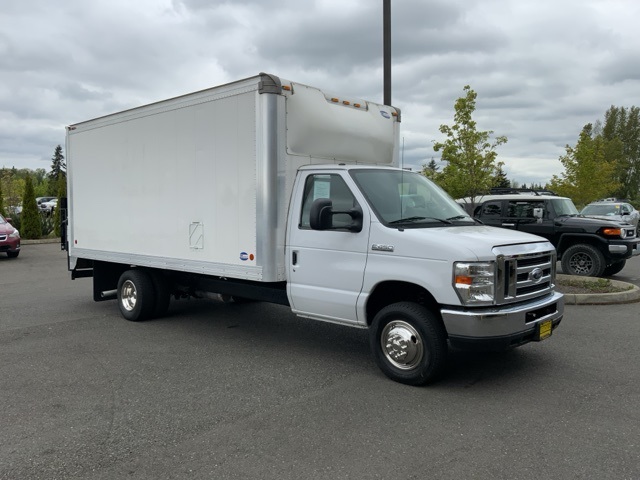 Used 2018 White Ford Base image 3