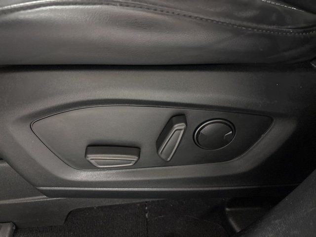 2021 Ford Explorer XLT photo 4