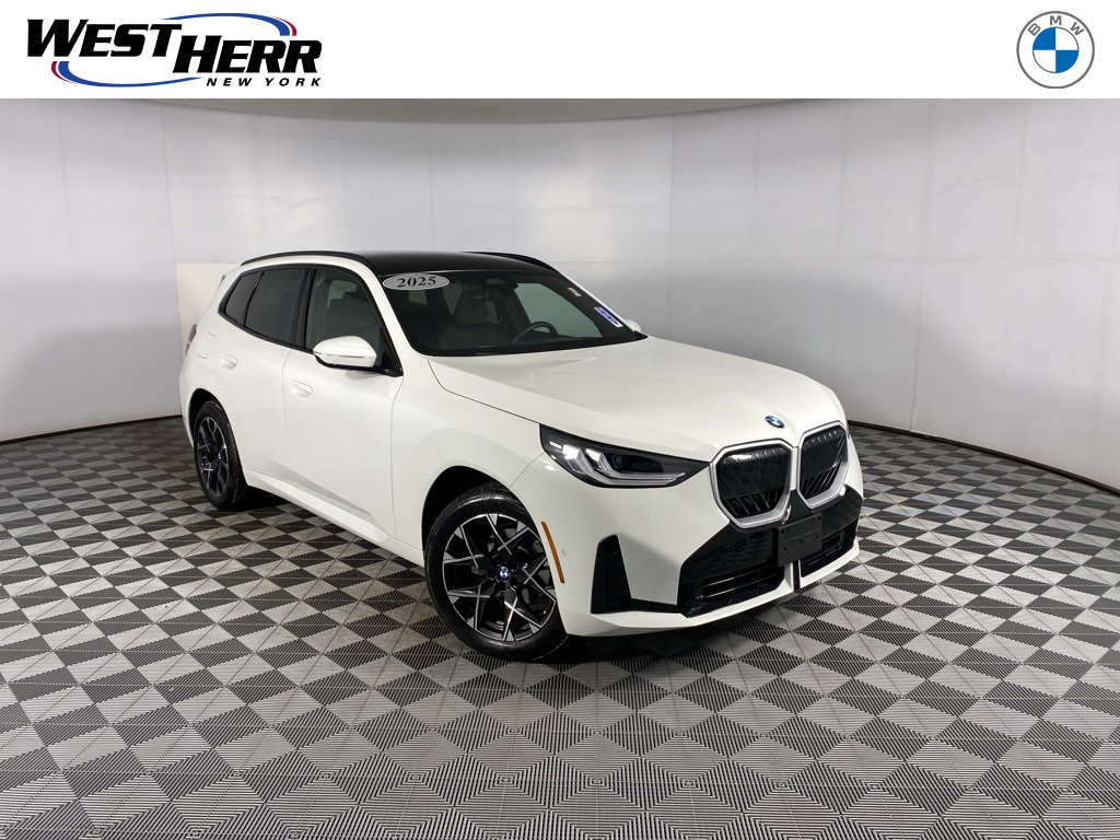 2025 BMW X3 30's photo