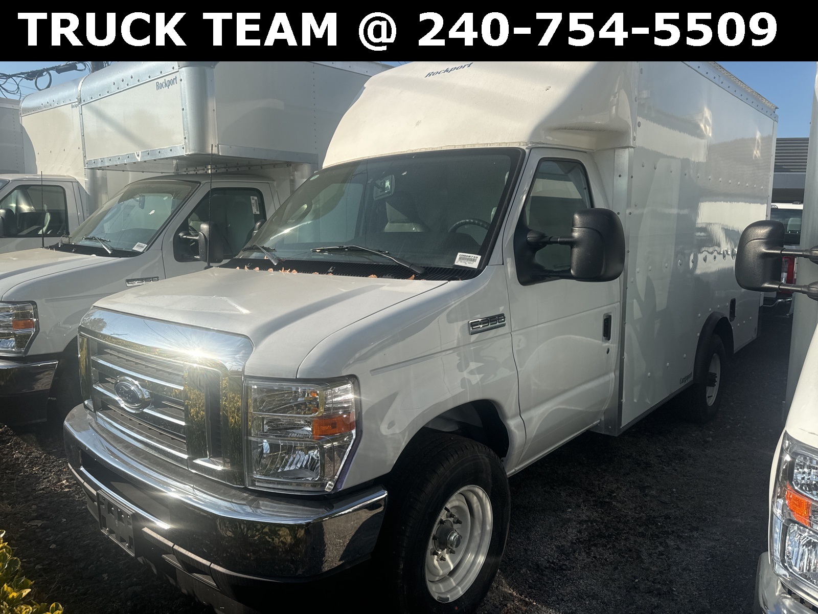 2025 Ford E-Series Cutaway Base's photo