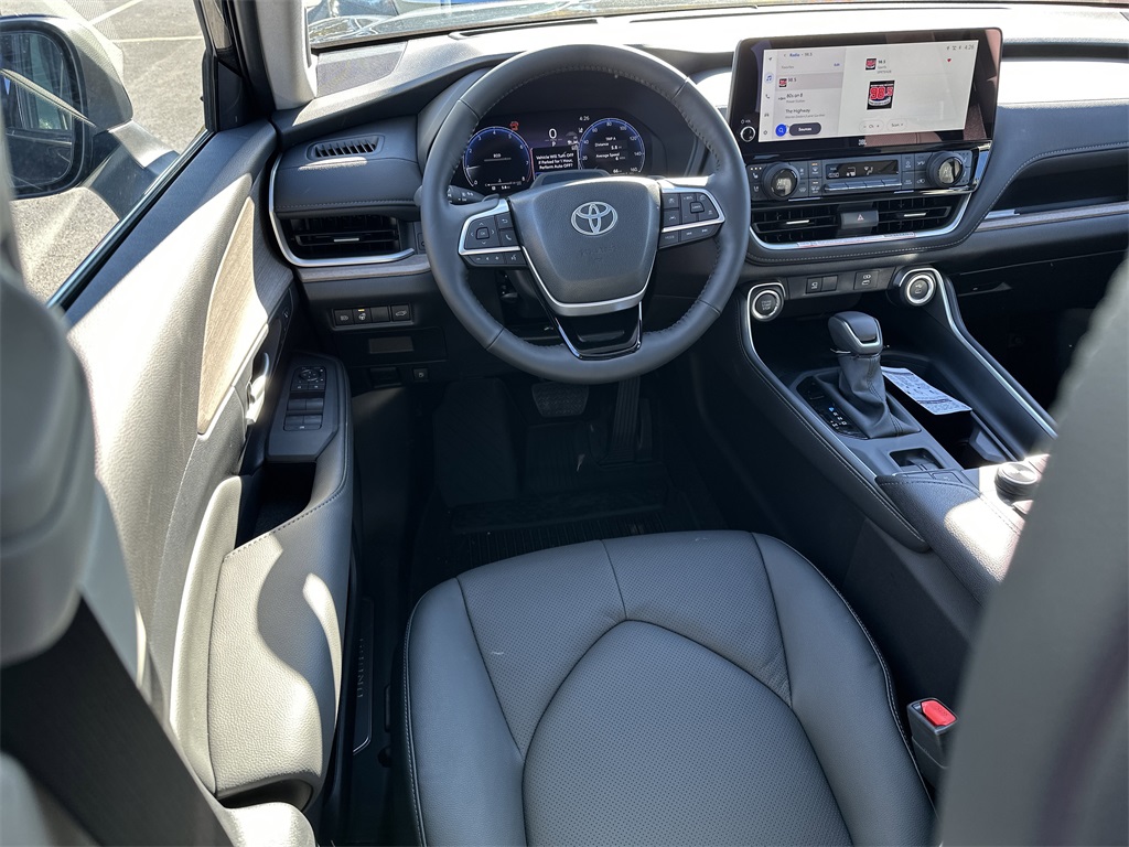 New 2026 Toyota Grand Highlander SUV