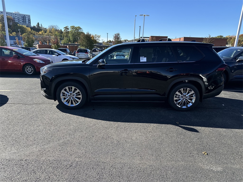 New 2026 Toyota Grand Highlander SUV