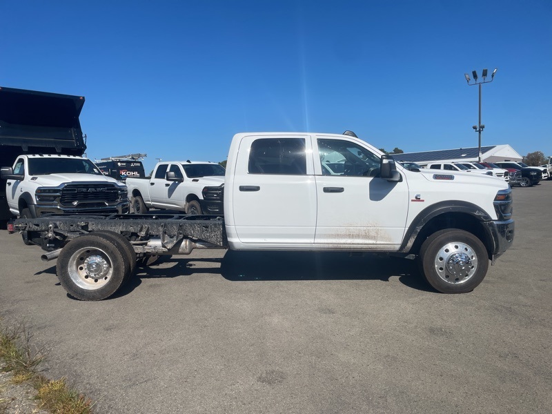 2026 Ram 5500 Tradesman photo 2