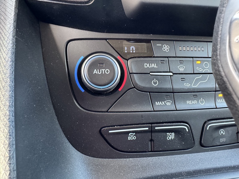 2023 Ford Transit Connect XLT Passenger Wagon photo 14
