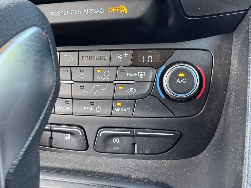 2023 Ford Transit Connect XLT Passenger Wagon photo 15
