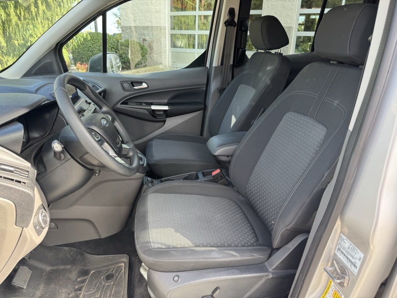2023 Ford Transit Connect XLT Passenger Wagon photo 18