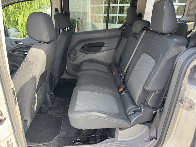 2023 Ford Transit Connect XLT Passenger Wagon photo 19