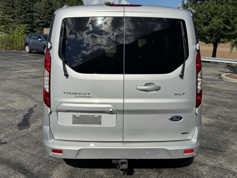 2023 Ford Transit Connect XLT Passenger Wagon photo 4