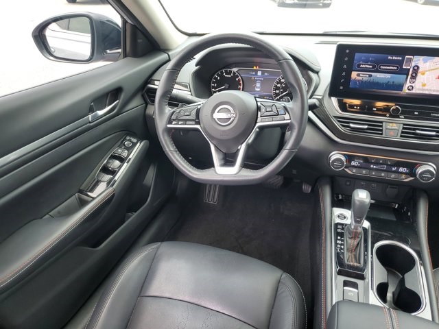 2024 Gray Sky Pearl Nissan Altima 2.0 SR FWD Sedan